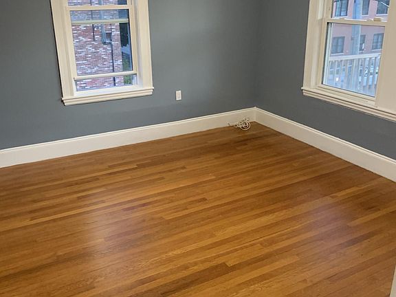 3rd image of 72 Newbury Ave