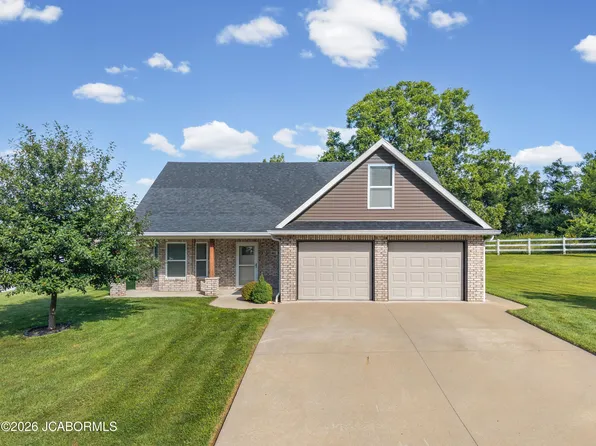 802 Jace Dale Ct, Jefferson City, MO 65109