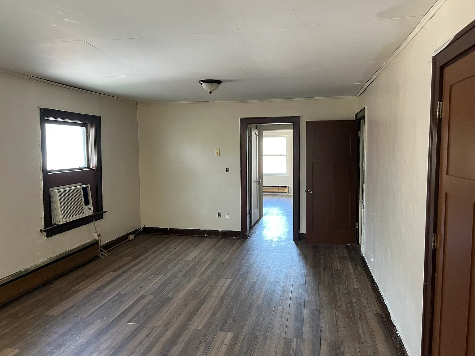 1 bed, $550 — Photo 3