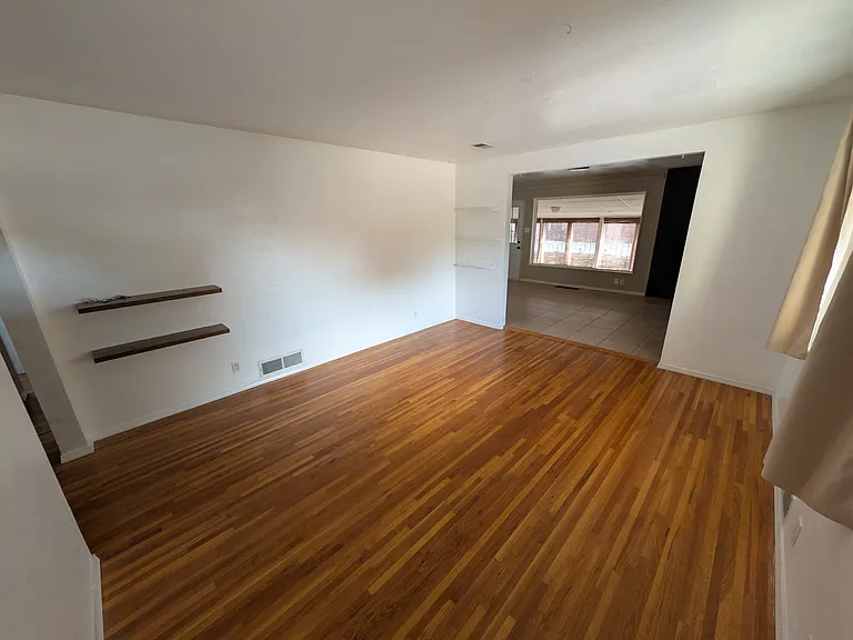 1015 Parsifal St NE — Photo 2