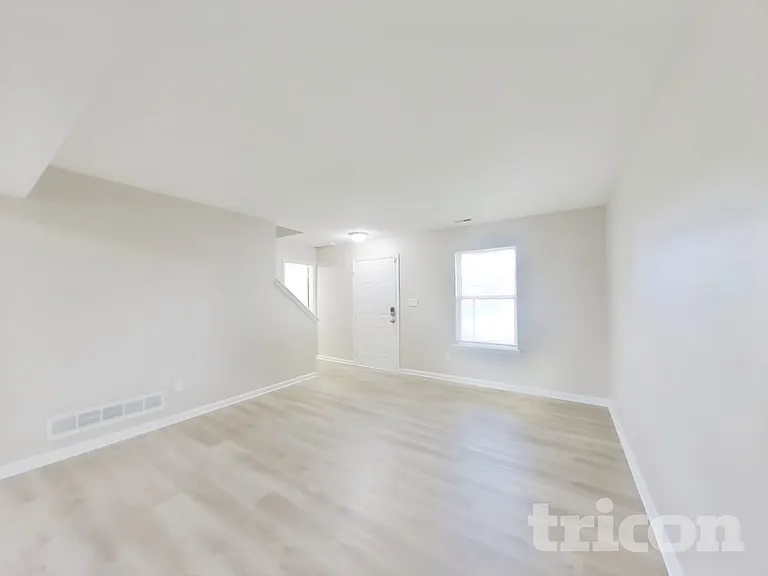 11118 Waterfield Pl — Photo 3