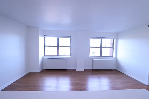 Rented by A&E Real Estate Management | media 2