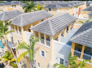 2314 Vintage Dr, Lighthouse Pt, FL 33064