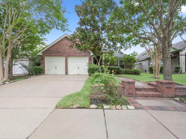 18226 E Willow Oak Bend Dr, Cypress, TX 77433