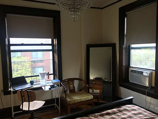 Rented by B Gans Management | media 6