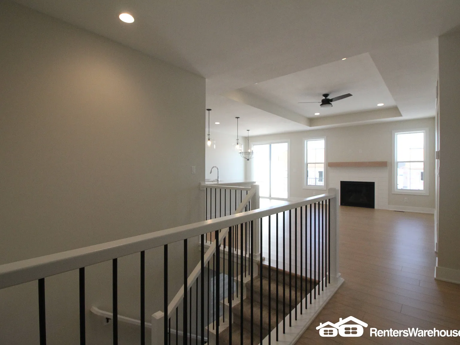 Executive Twin Home, 4 Bed, 3 Bath Ranch Style with 2 Stall Garage — Photo 3