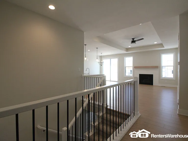 1237 NW 32nd St — Photo 3