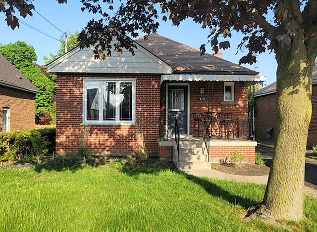 1st image of 129 Beland Ave S