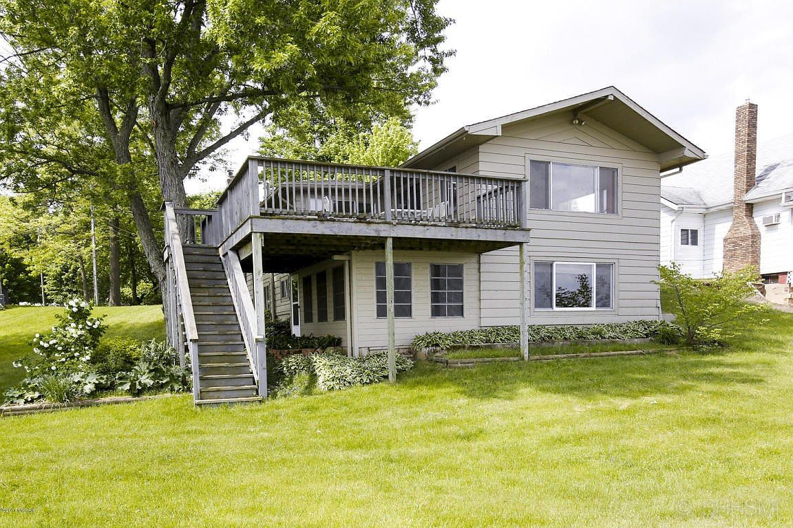 19648 Lakeshore Dr, Three Rivers, MI 49093 Zillow