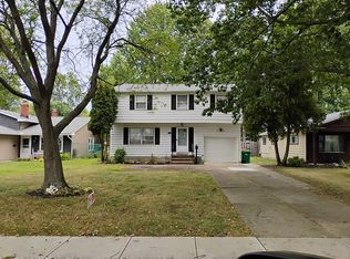 8321 Mentorwood Dr, Mentor, OH 44060