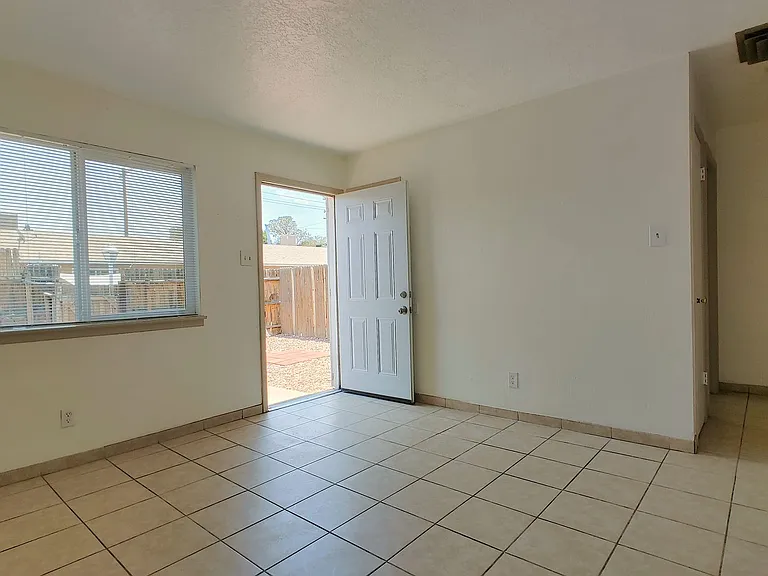 3440 Eastern Ave SE — Photo 3