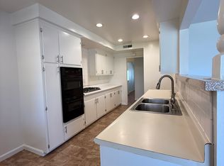 21728 Parthenia St, Canoga Park, CA 91304