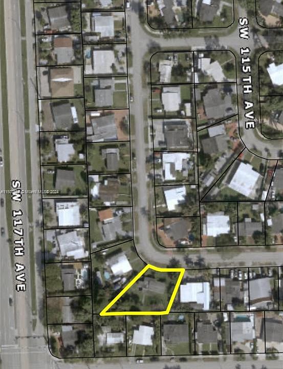 2nd image of 11530 SW 43rd St