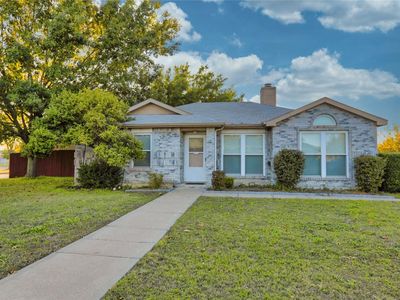 5926 Royalcrest Dr, Arlington, TX, 76017