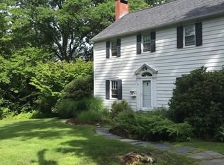 39 Old Town Rd, Amherst, MA 01002