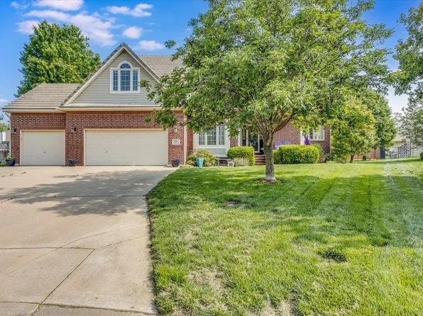 9 Flanigan Ct, Augusta, KS 67010