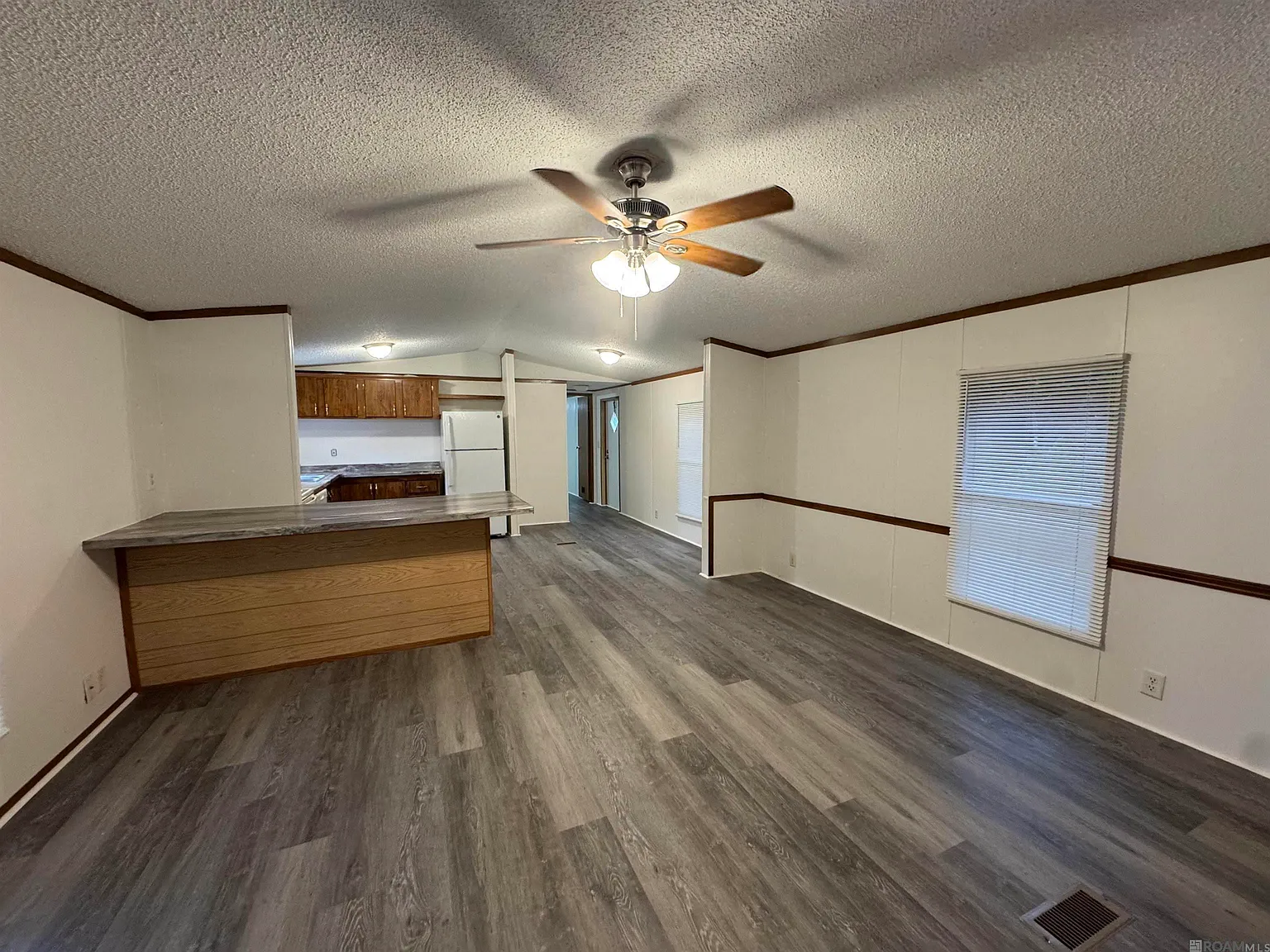 3 bed, 1216 sqft, $1,200 — Photo 3