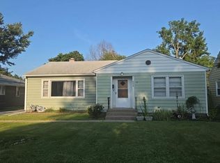 2312 5th St, East Moline, IL 61244