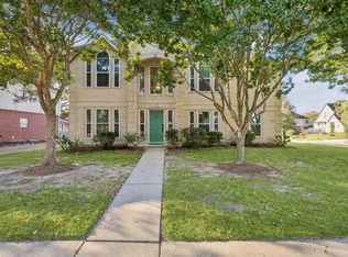 702 Huntercrest St, Seabrook, TX 77586