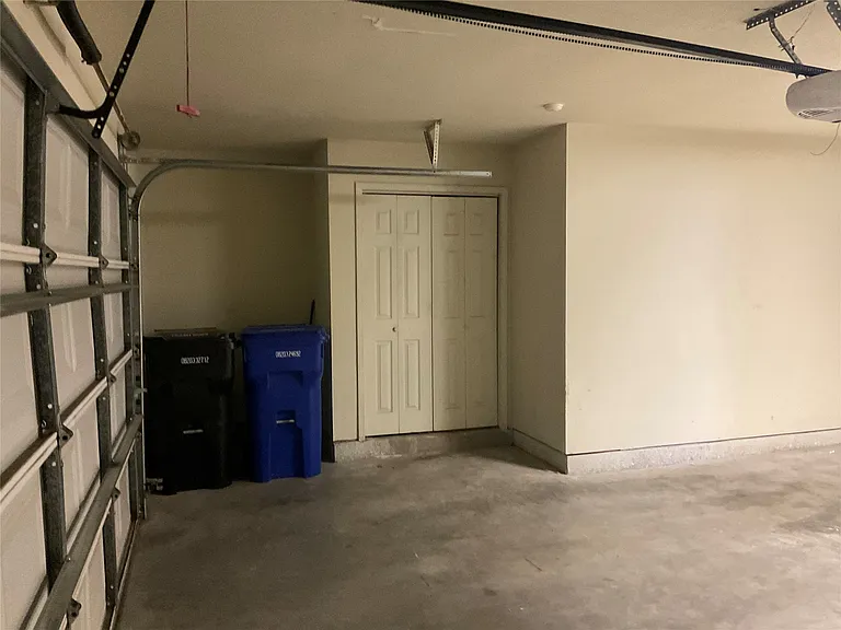 2236 W Quantico St — Photo 27