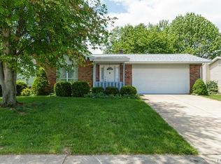 2817 Olde Greenwich Dr, Saint Charles, MO 63301
