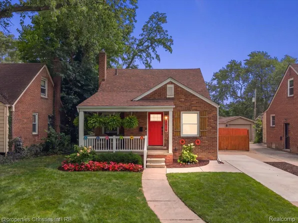 2616 N Wilson Ave, Royal Oak, MI 48073
