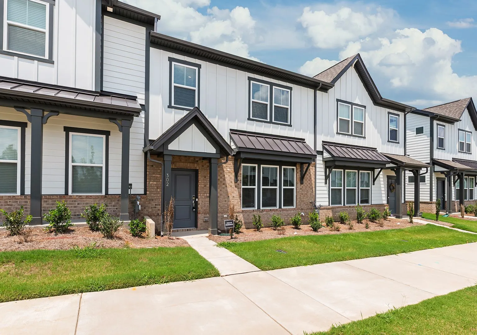 Brand-New 3 Bedroom Townhome in Desirable Indian Trail Available for Immediate Move-In! — Photo 2