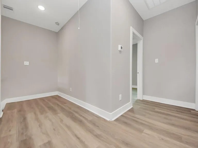 2608 Campbell St #A — Photo 27