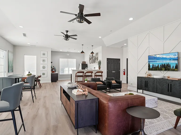 South Emerson Hills — Photo 17