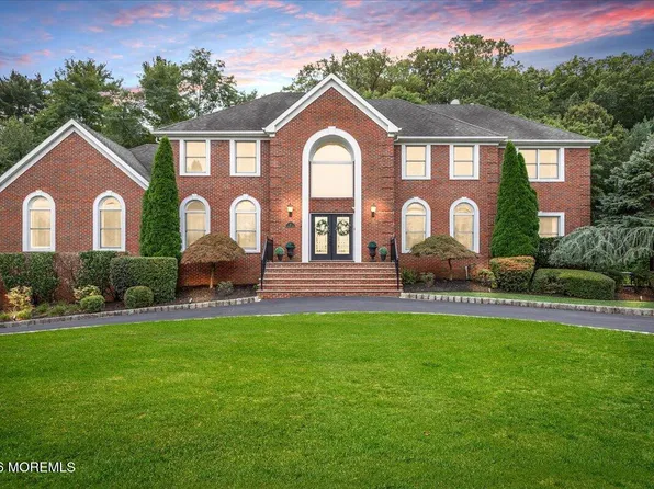 6 Tricorne Court, Holmdel, NJ 07733