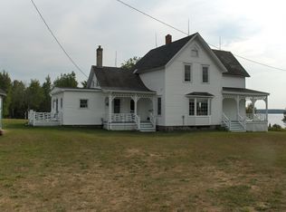 52906 Bootjack Rd, Lake Linden, MI 49945