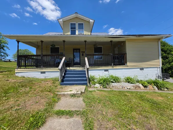 107 Larew Ave, Beckley, WV 25801
