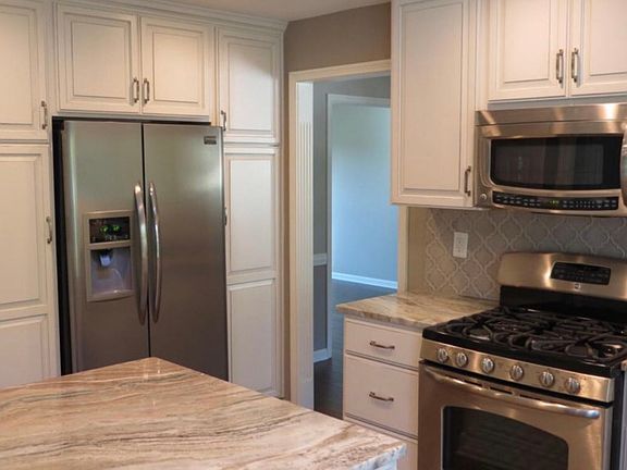 New Kitchen & appliances