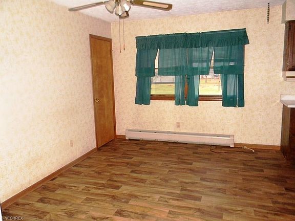 4th image of 4415 Swallen Ave