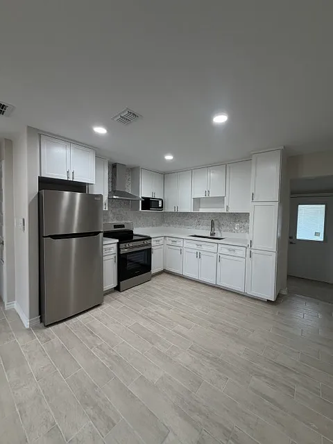 515 North 6th Street - 1 — Photo 4