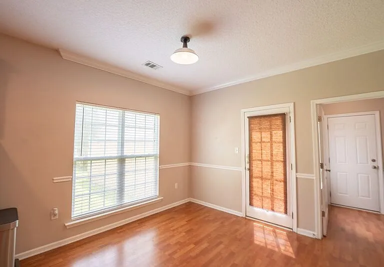 10 Arbors Cir — Photo 23