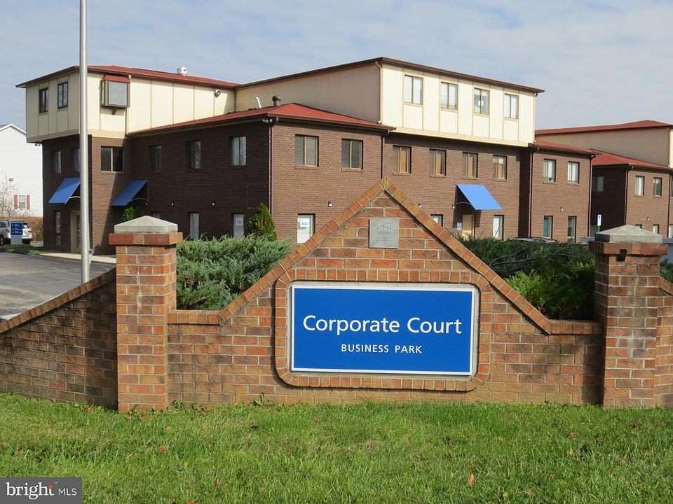 2nd image of 3217 Corporate Ct
