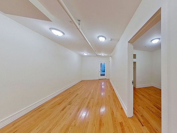 3rd image of 65 W 106th St #Bas