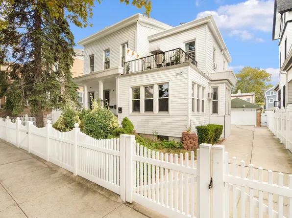 107 Miller Avenue image 1 of 19