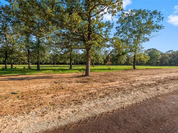 6142 Alans Memorial Ln, New Waverly, TX 77358