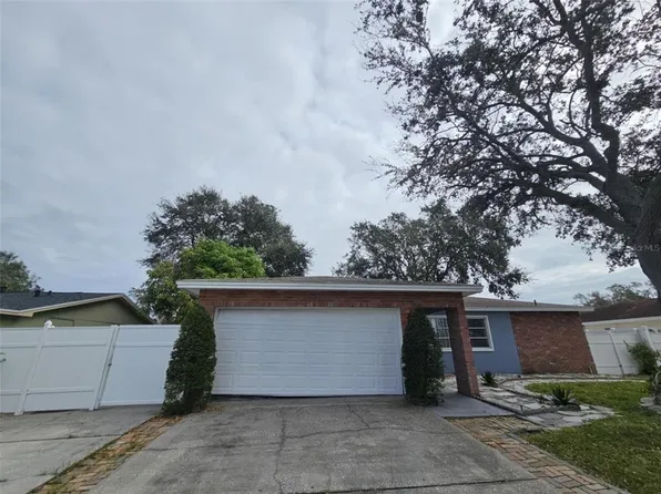 12125 93rd Way, Largo, FL 33773