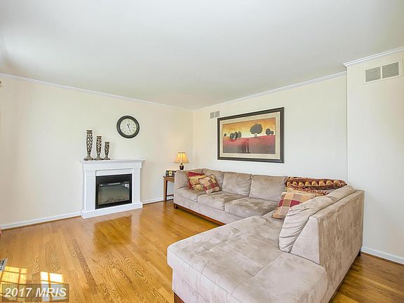 2nd image of 7912 W Brookridge Dr
