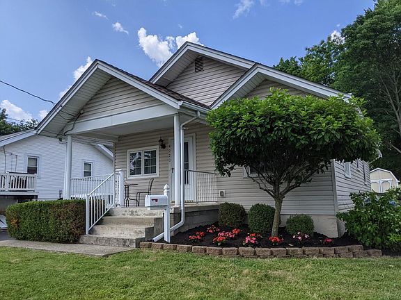 2nd image of 4920 Laurel Ave