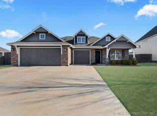 9323 E 132nd Pl S, Bixby, OK 74008