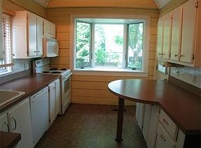 2nd image of 6 Cottage St