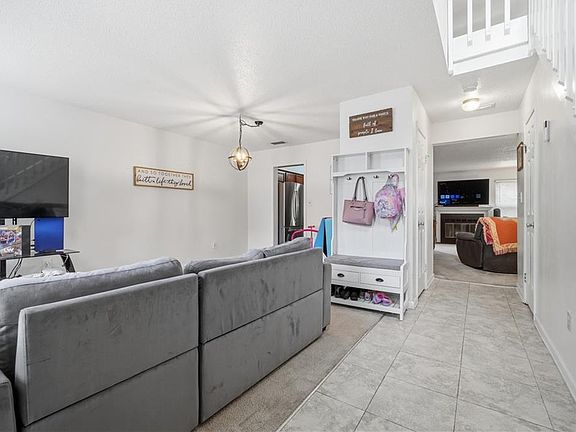 4th image of 404 Sheepshead Ln
