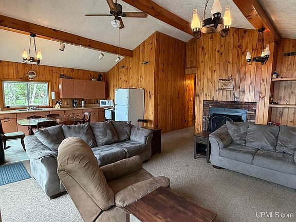 2nd image of 2130 S Lake Helen Rd