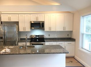 58 Collins St #2, Bristol, RI 02809