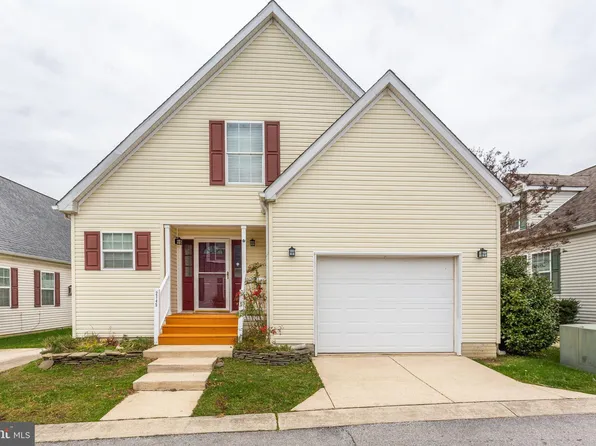 2145 Haleys Way #8, Owings, MD 20736