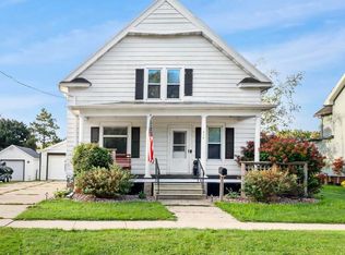 479 Fuller St, Columbus, WI 53925